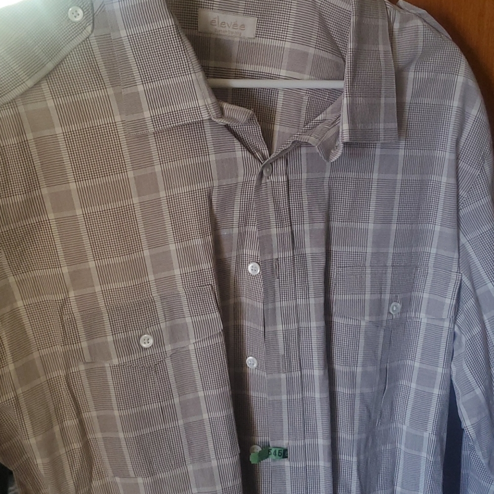 Button up long sleeve dress shirt